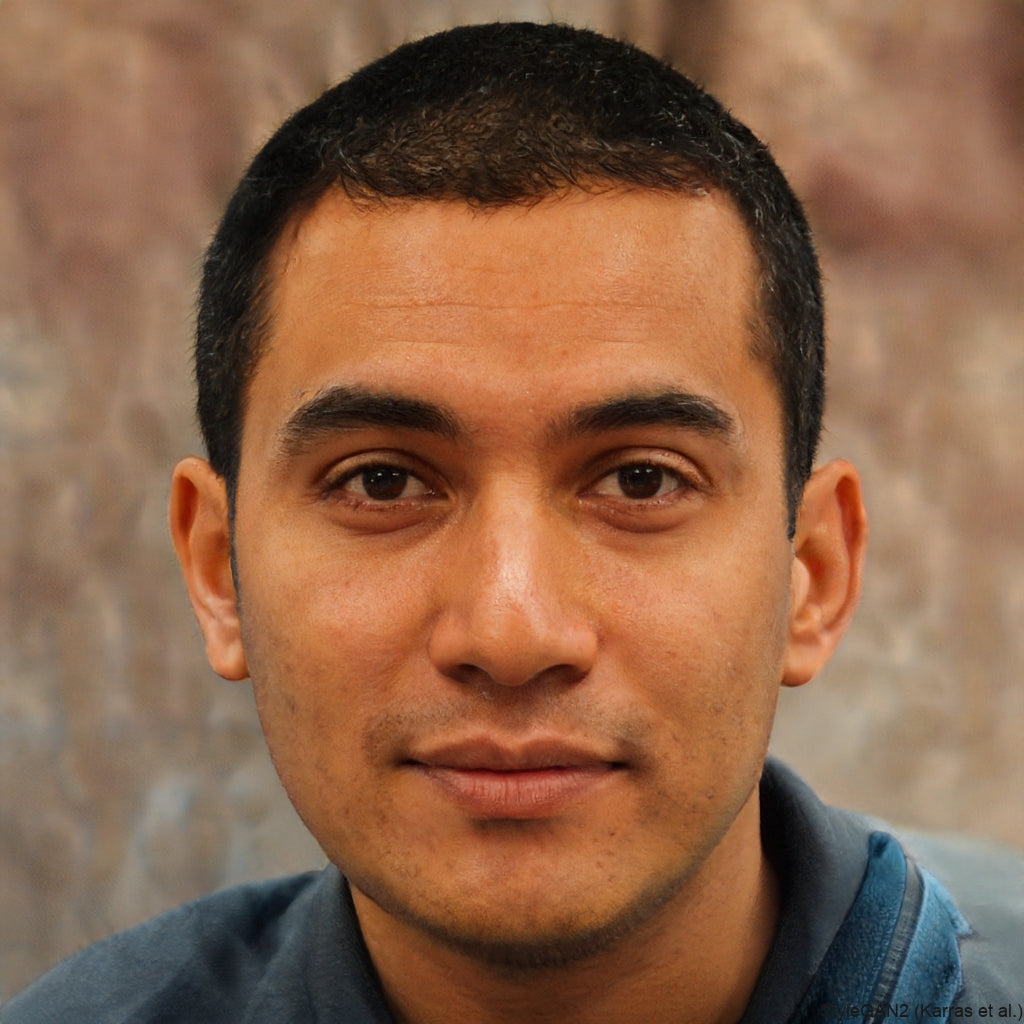 Julián R.